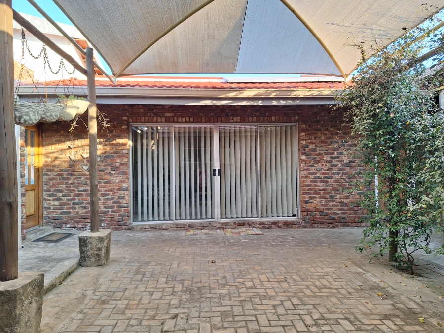 4 Bedroom Property for Sale in Vrede Free State